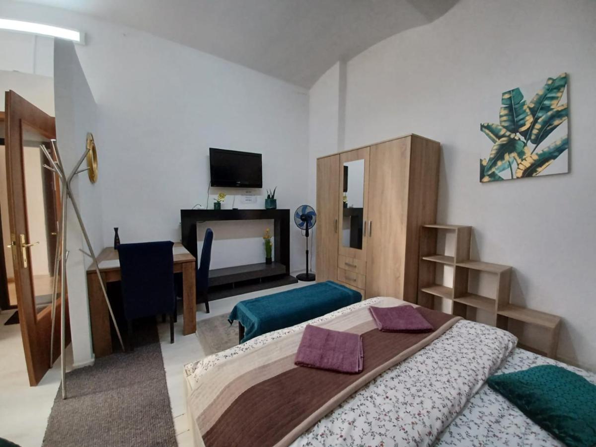 Studio Republicii Apartment Brașov Exterior foto